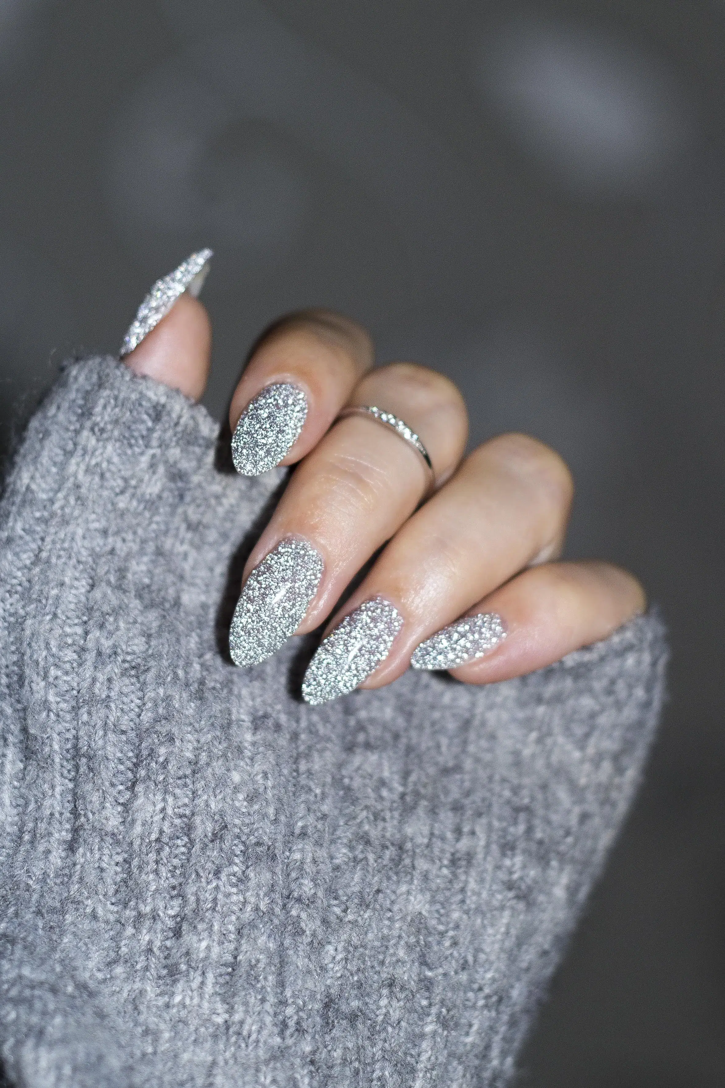 Glitter nails